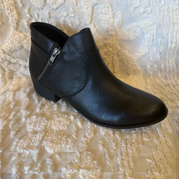 Women's Black Ankle Booties with Side Zip #569 - Picture 4 of 5